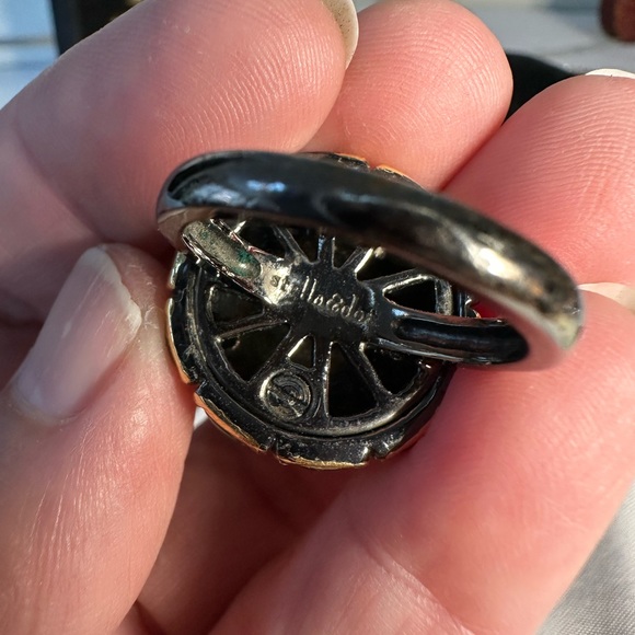 Sparkly Stella & Dot rhinestone sunflower ring - Picture 7 of 7